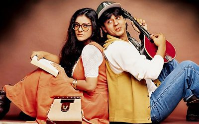 Kajol Reveals How Shah Rukh Khan Suffered a Frozen Shoulder after Lifting Her for the Poster Shooting for the ‘Dilwale Dulhania Le Jayenge’ Film