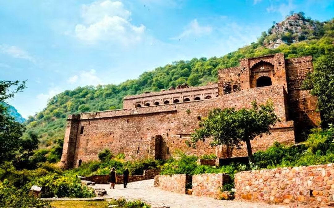 The Enigmatic Tale of Bhangarh Fort: Unveiling Mysteries and Legends