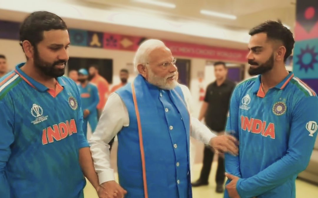 The Prime Minister consoles Team India after the World Cup final loss